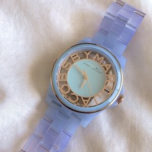 MARC JACOBS semi transparent sports watch 🦋